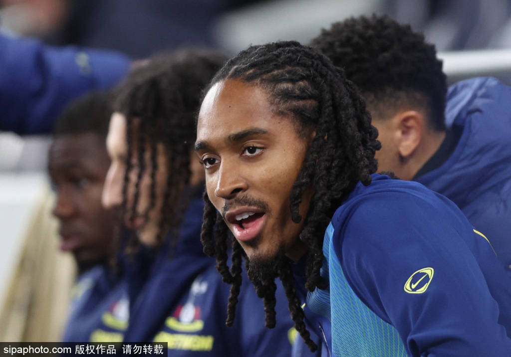 เชอร์ริงแฮม: เรื่องราวที่ไม่เคยถูกเปิดเผยเบื้องหลัง แฟนเดอร์ฟาร์ท และ โรเมโร ของท็อตแนม – คู่เซ็นเตอร์แบ็กที่แข็งแกร่งที่สุดในพรีเมียร์ลีก | การแข่งขัน | อาร์เซนอล