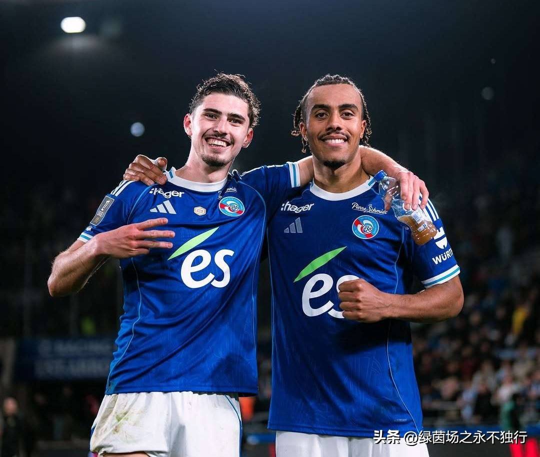 ทางออกสำหรับกองหน้าตัวเป้าของเชลซี: คู่กองหน้าตัวสำรองโชว์ฟอร์มเจิดจรัสในลีกเอิง ยิงรวม 16 ประตู! เอเมกา-พานี, สตราส์บูร์ก