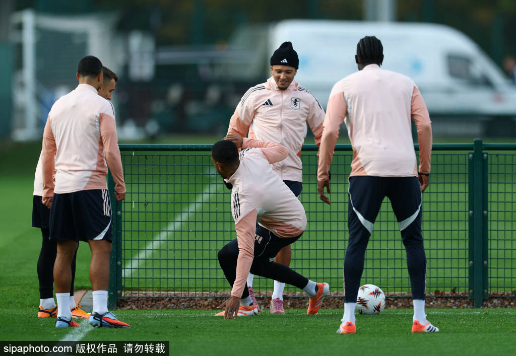 ฝันร้ายของซานโช่กับแมนเชสเตอร์ ยูไนเต็ดใกล้จะสิ้นสุดลงแล้วเมื่อการย้ายทีมสร้างความขัดแย้งอย่างรุนแรง ผู้เล่น: เฟเนร์บาห์เช, เบซิคตัส