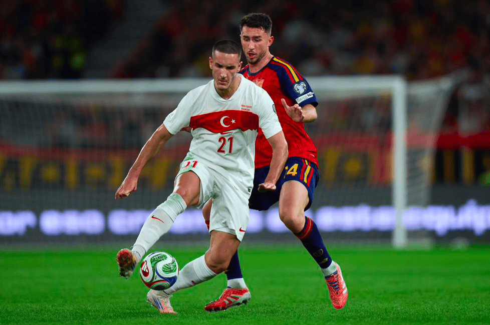 2-2! รอบคัดเลือกฟุตบอลโลกสร้างผลการแข่งขันที่น่าตกใจ: ทีมอันดับสูงสุดของฟีฟ่าพลาดโอกาสคว้าชัยชนะอย่างสมบูรณ์แบบเมื่อสถิติไม่เสียประตูต้องจบลง ตุรกี_สเปน_โอลโม