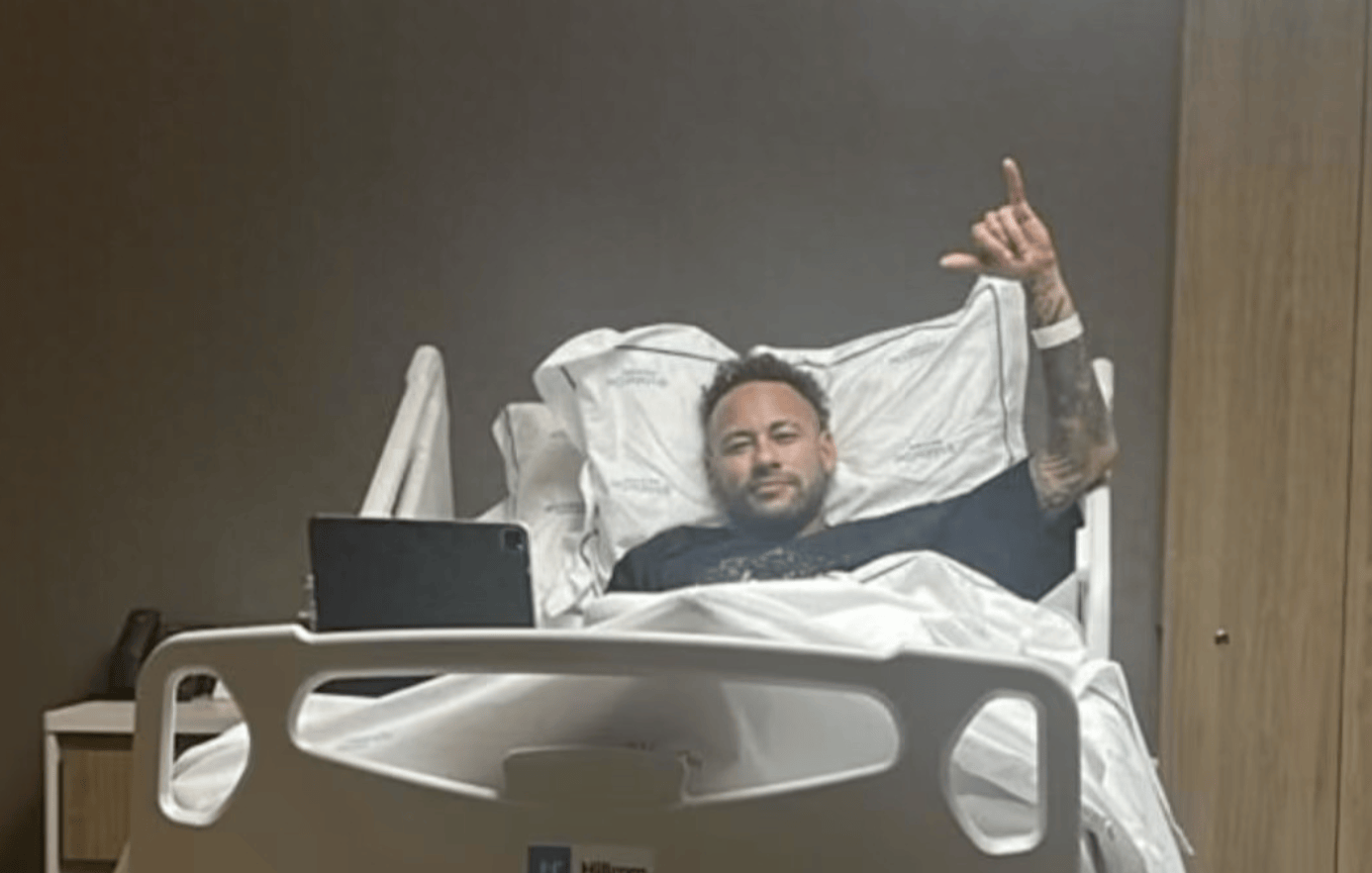 เนย์มาร์เข้ารับการผ่าตัดในวัย 33 ปี: พักรักษาตัว 3 เดือน! การเข้าร่วมฟุตบอลโลกอาจเสี่ยง เสื้อหมายเลข 10 ของบราซิลเปลี่ยนเจ้าของ_โรดริโก_อันเชล็อตติ_ซานโตส