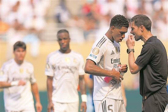 อลอนโซถูกปลด! อาร์เบลัวได้รับการแต่งตั้งเป็นกุนซือใหม่เรอัล มาดริด_นักเตะ_ยูฟ่า แชมเปียนส์ลีก_แอตเลติโก มาดริด