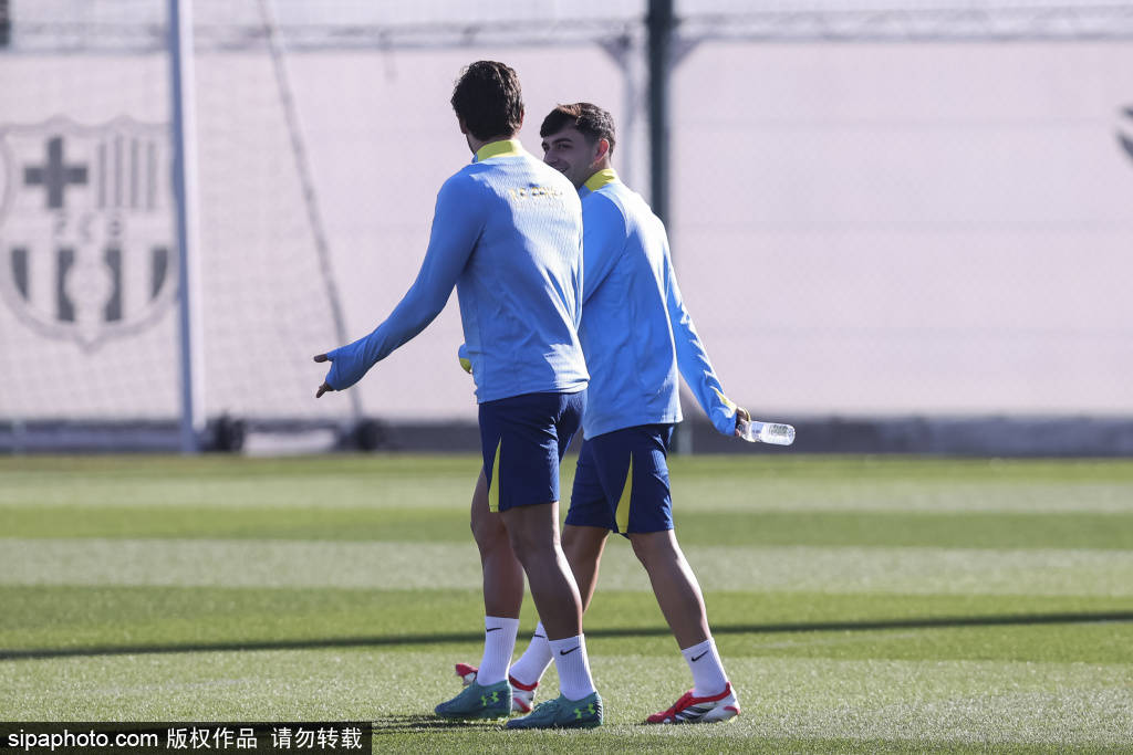 โอริโอล ปัลลาส ต้องพักการแข่งขันเนื่องจากอาการบาดเจ็บ ขณะที่ทีมเยาวชนของบาร์เซโลนาเผชิญความท้าทาย _เยาวชน_ การแข่งขัน_ผู้เล่น